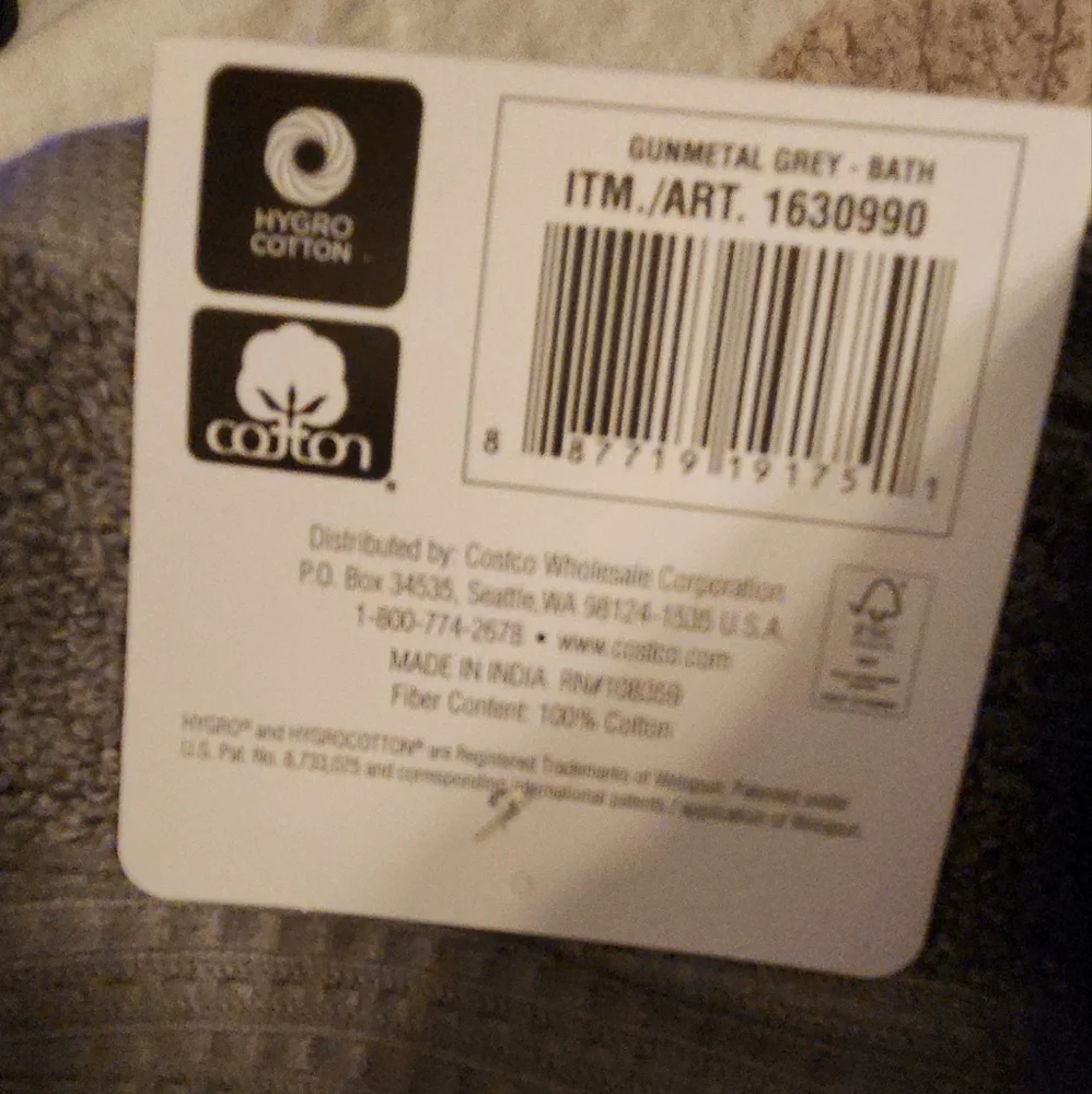 Purely Indulgent bath towels 30”X58” Gunmetal Gray Oeko-Tex NWT QUANTITY 2 Each